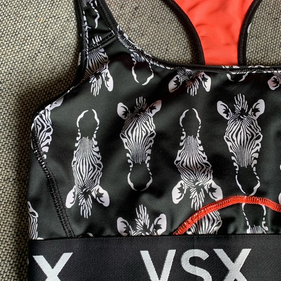Victoria Secret sport bra size S - Picture 3 of 8